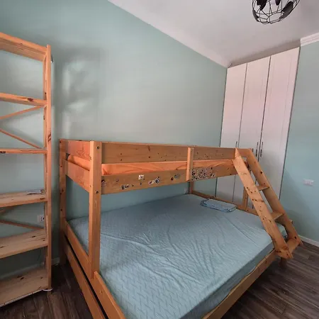 Sunflower Tirana, Us Embassy Area Apartamento Tirana