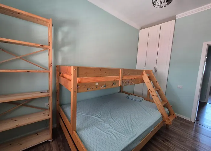 Sunflower Tirana, Us Embassy Area Apartamento Tirana